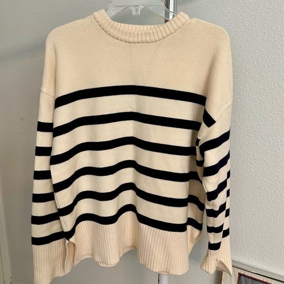 Zara Woman Striped Crew Neck Sweater - Picture 3 of 11